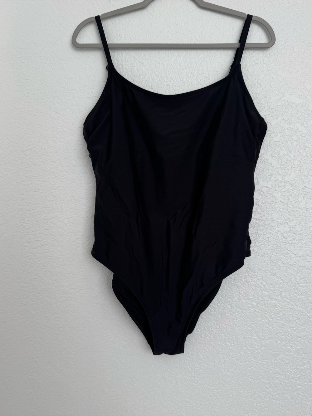 Women’s Hurley Black One Piece Swim Suits size XL